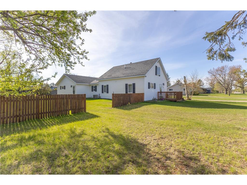 412 Grant Avenue SE Bemidji MN 56601 7078408 image3
