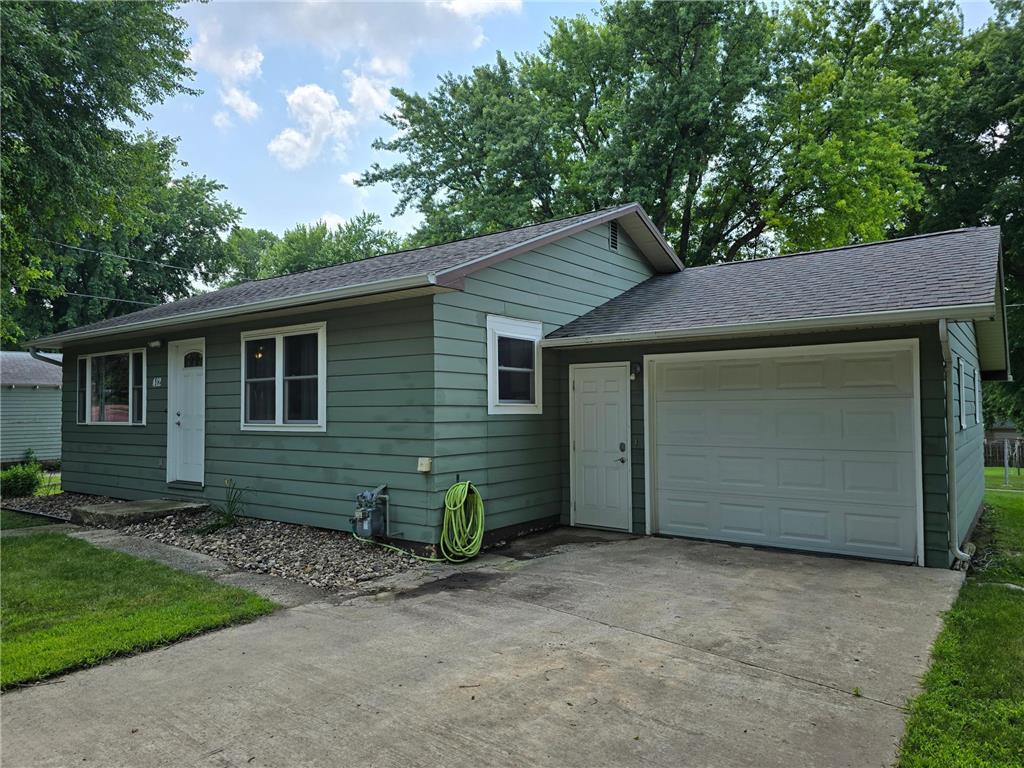 412 Hill Avenue N Jasper MN 56144 6567299 image1