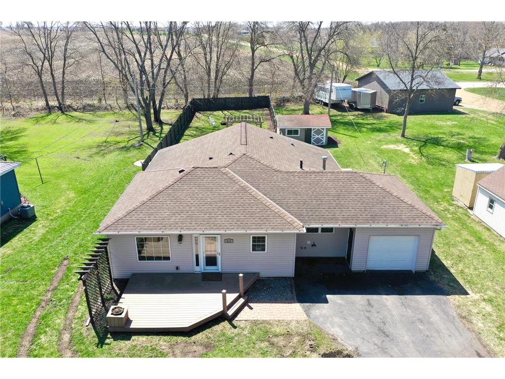 412 Lake Avenue S, Spicer, MN, 56288 MLS 6367473 Edina Realty