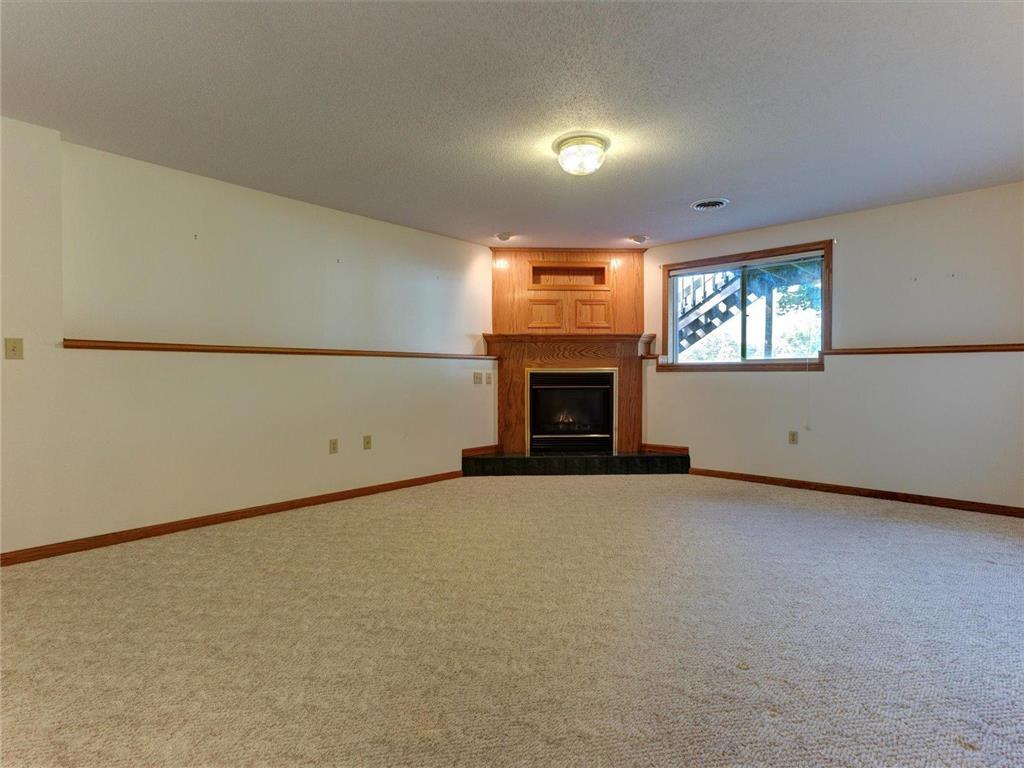 412 Lee Street #A Durand WI 54736 7001338 image21