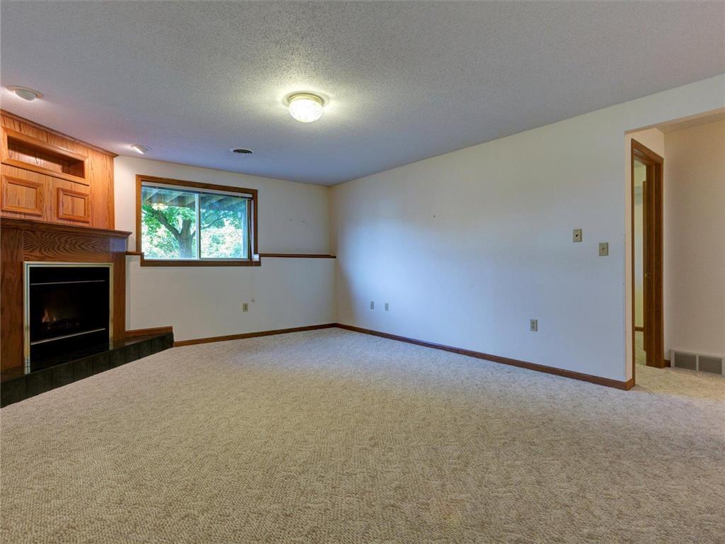 412 Lee Street #A Durand WI 54736 7001338 image22