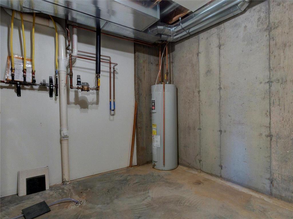 412 Lee Street #A Durand WI 54736 7001338 image31