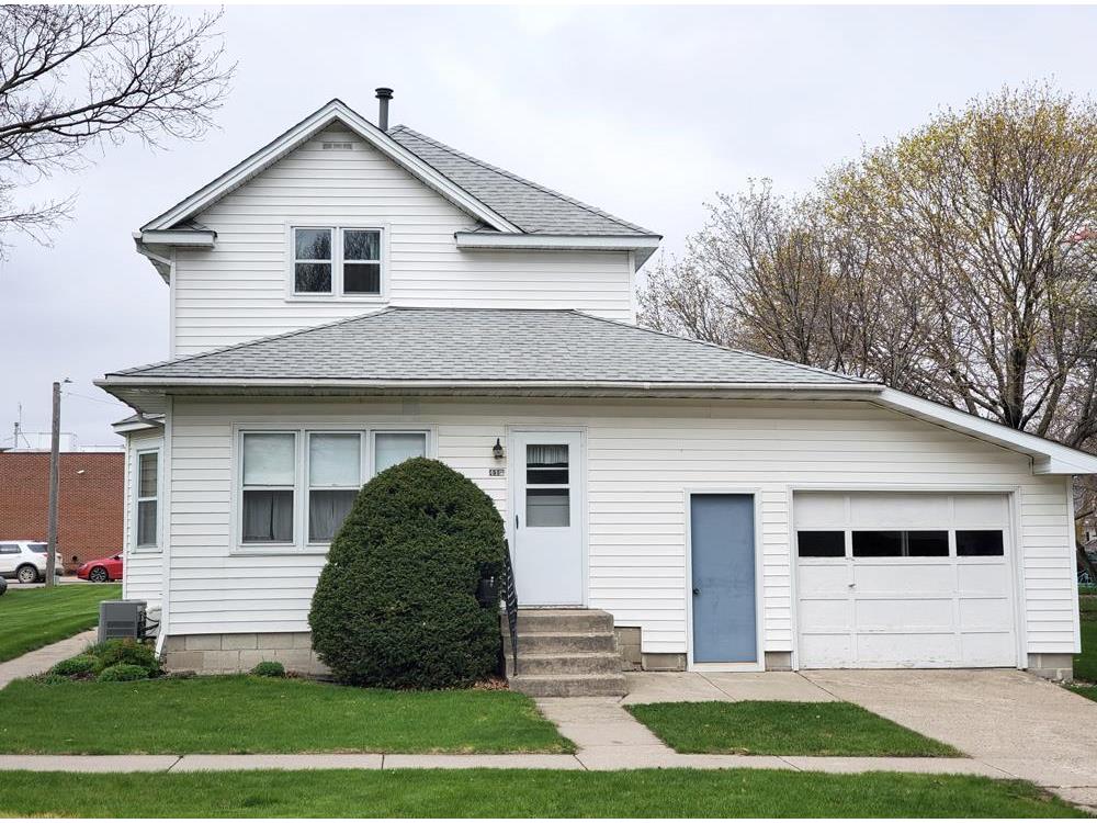 412 N Main Street, Winthrop, MN 55396 MLS 5748254 Edina Realty