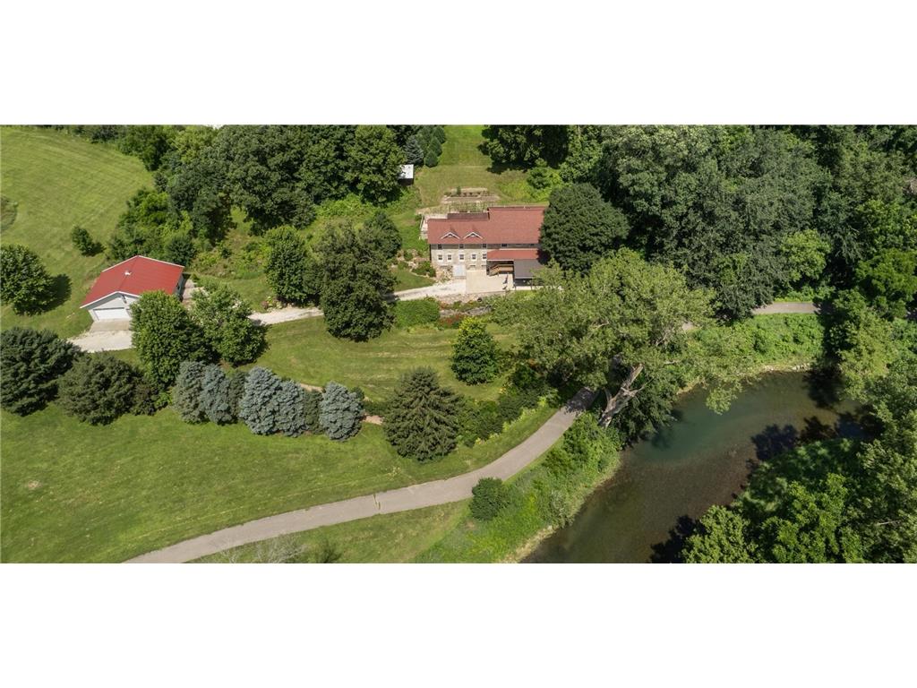 412 NE Bluff Preston MN 55965 6760191 image1