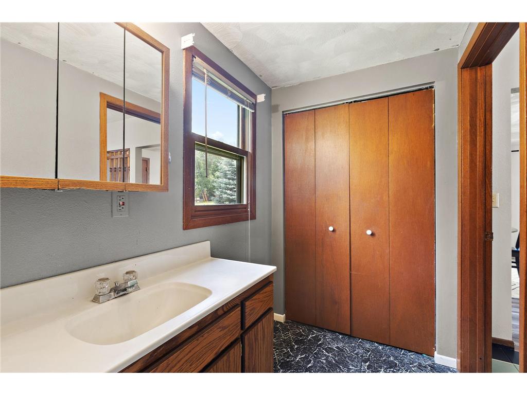 412 Oak Avenue SE Montgomery MN 56069 7088915 image13