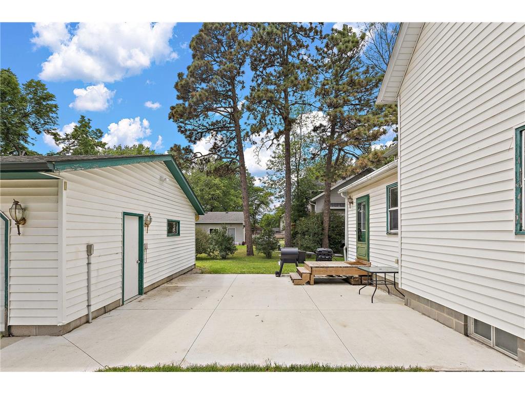412 Oak Avenue SE Montgomery MN 56069 7088915 image29