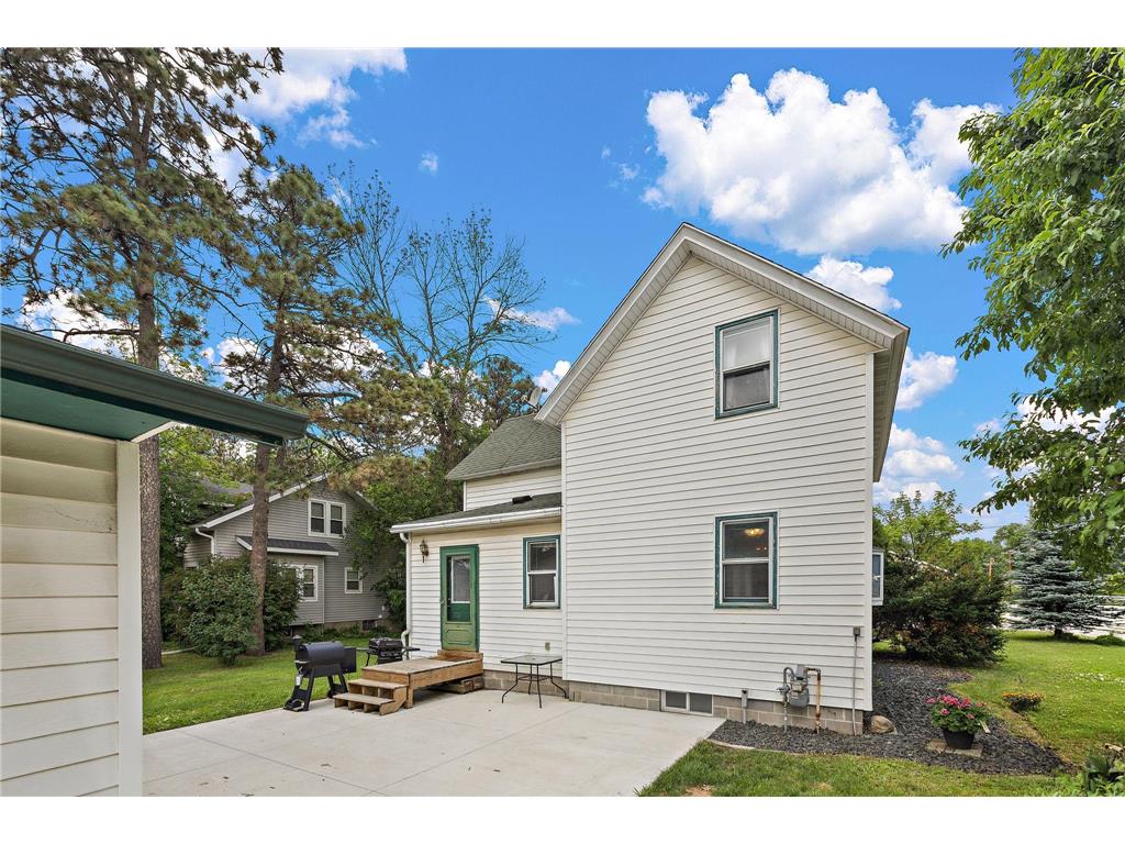 412 Oak Avenue SE Montgomery MN 56069 7088915 image30