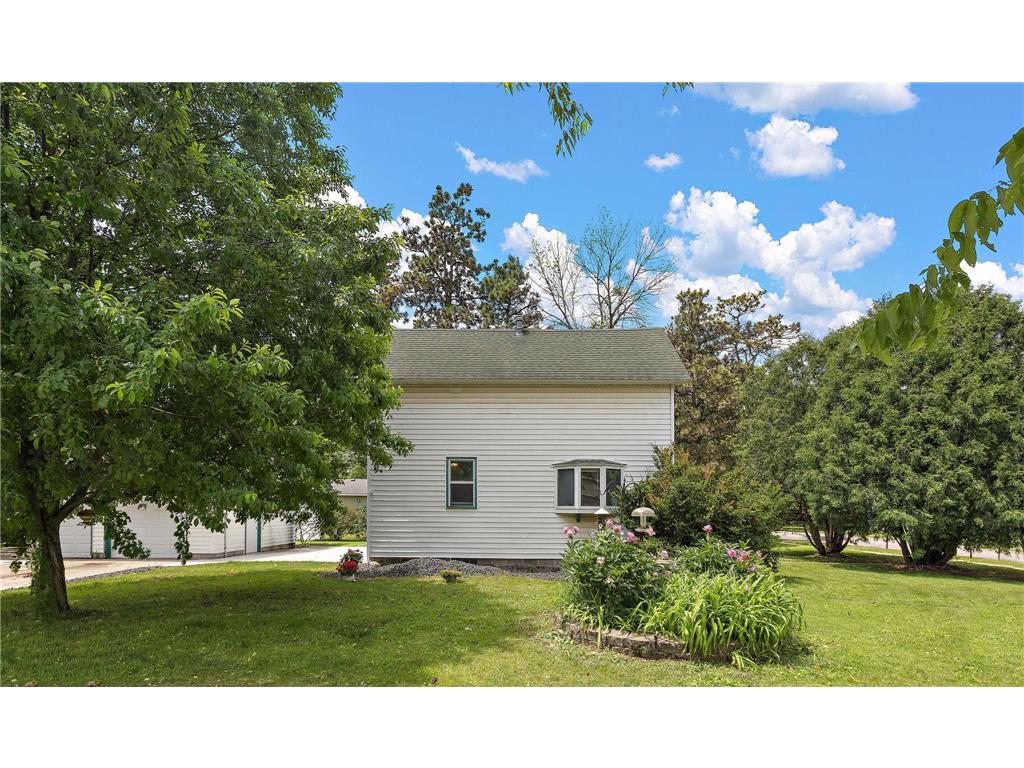 412 Oak Avenue SE Montgomery MN 56069 7088915 image31