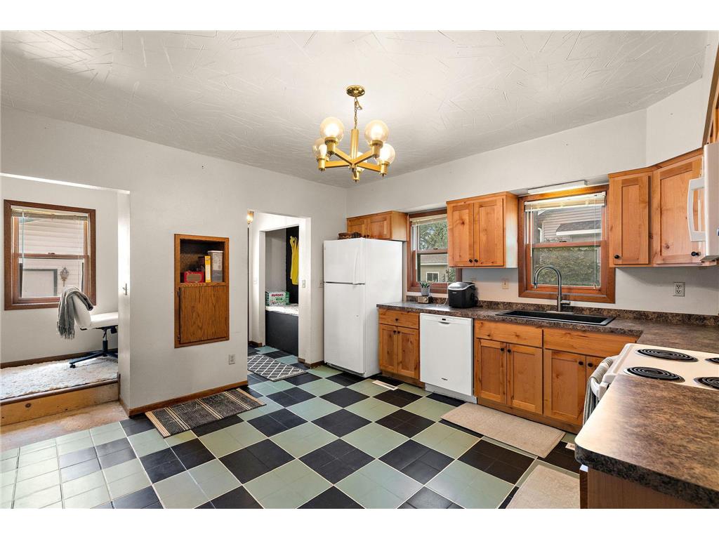 412 Oak Avenue SE Montgomery MN 56069 7088915 image9