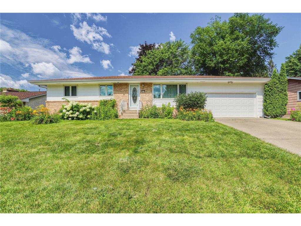 412 Rice Creek Boulevard NE Fridley MN 55432 6539375 image1