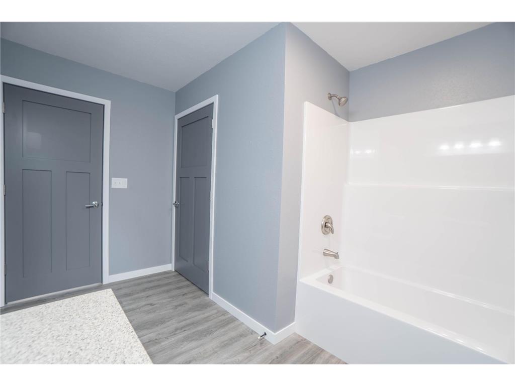 412 Russ Parta Drive New York Mills MN 56567 6825696 image29