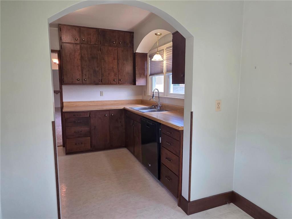 412 W Main Street Pipestone MN 56164 7080080 image10