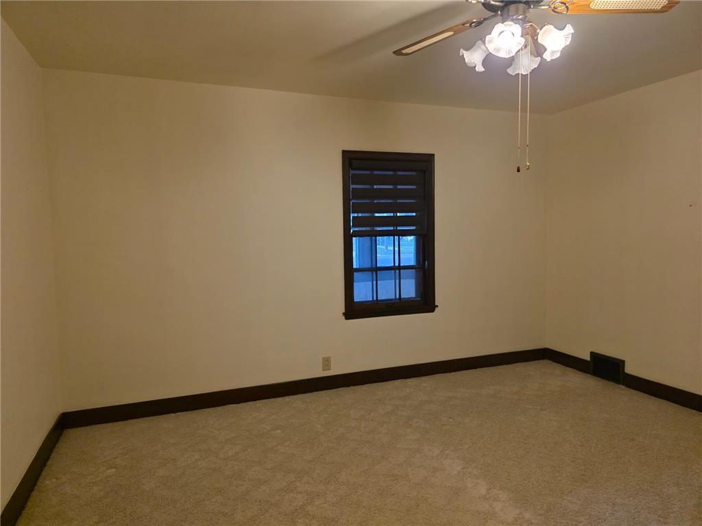 412 W Main Street Pipestone MN 56164 7080080 image20