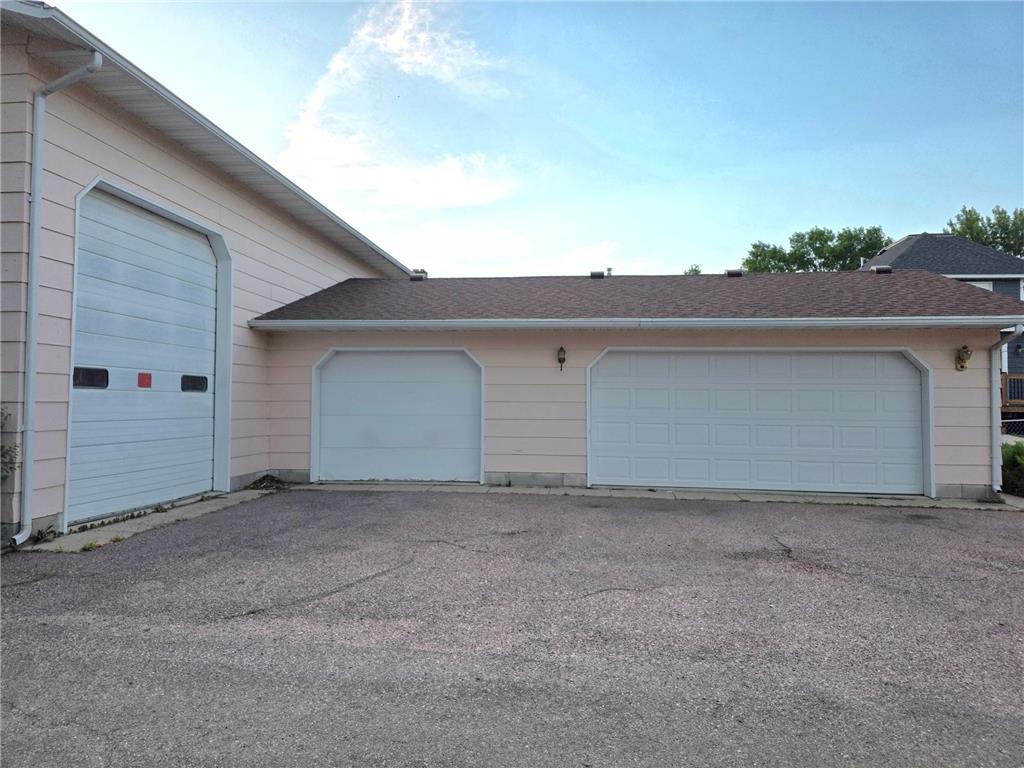 412 W Main Street Pipestone MN 56164 7080080 image56