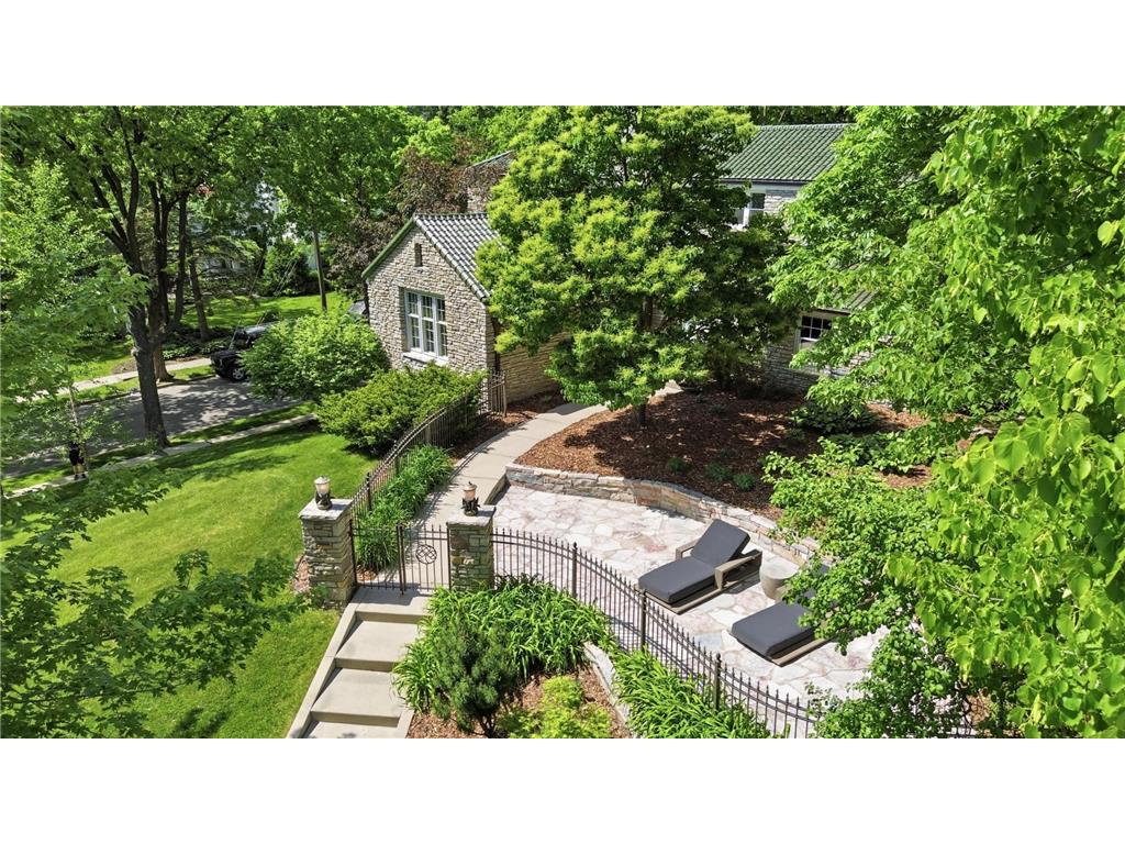 412 W Minnehaha Parkway Minneapolis MN 55419 7056266 image1