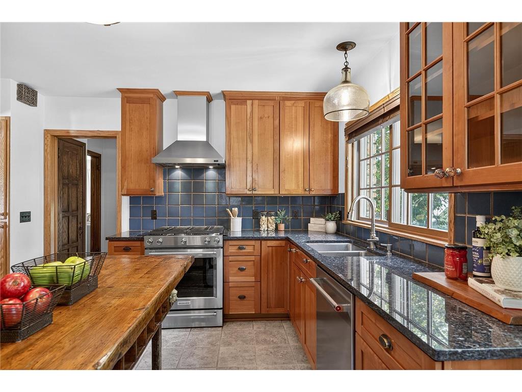 412 W Minnehaha Parkway Minneapolis MN 55419 7056266 image19