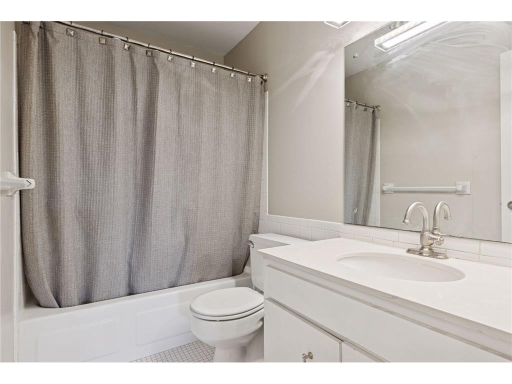 4120 Parklawn Avenue #119 Edina MN 55435 6813751 image14