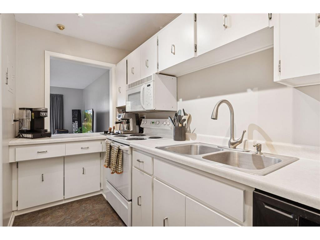 4120 Parklawn Avenue #119 Edina MN 55435 6813751 image7