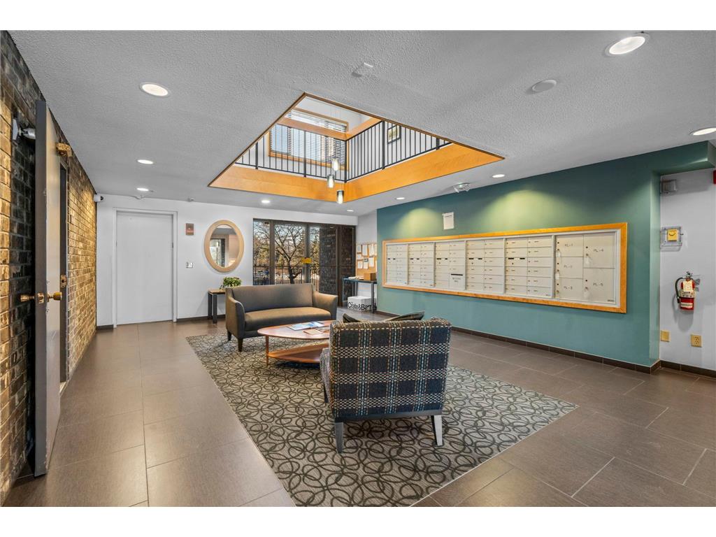 4120 Parklawn Avenue #120 Edina MN 55435 7011843 image14