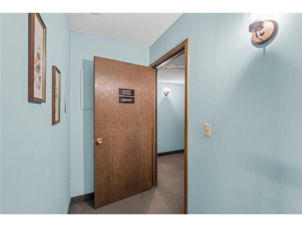 4120 Parklawn Avenue #120 Edina MN 55435 7011843 image38