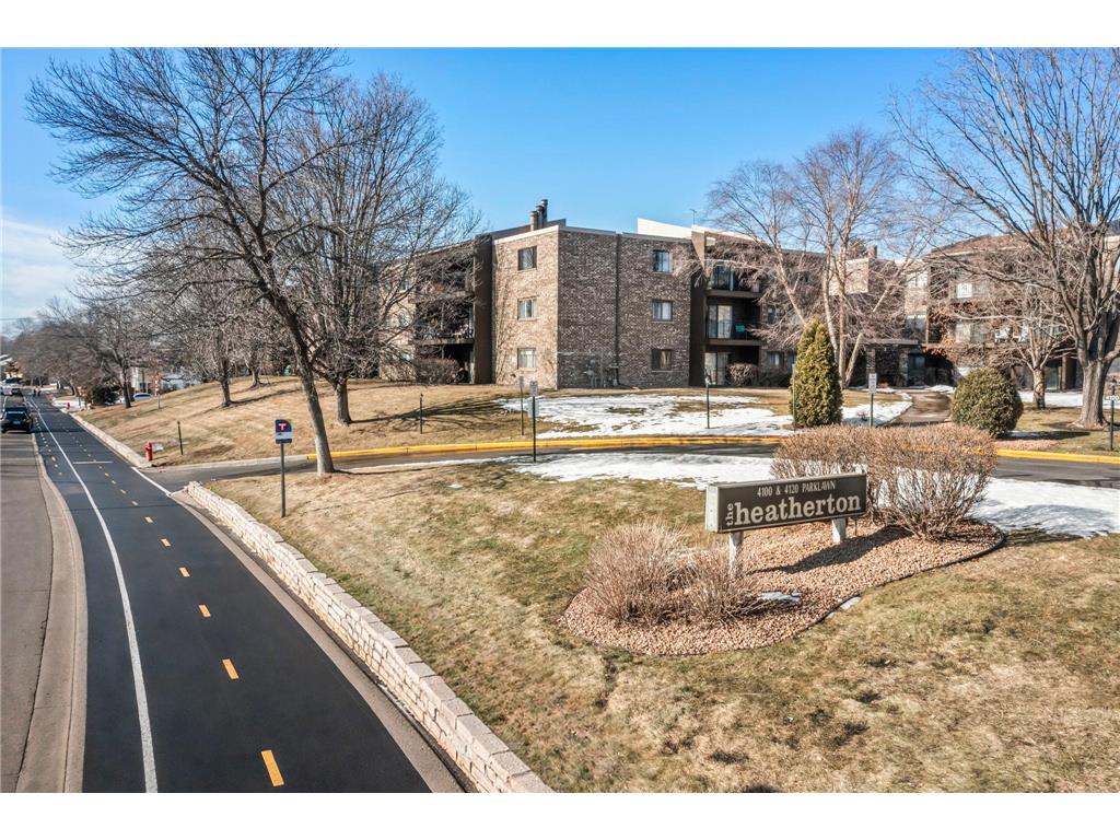 4120 Parklawn Avenue #120 Edina MN 55435 7011843 image7