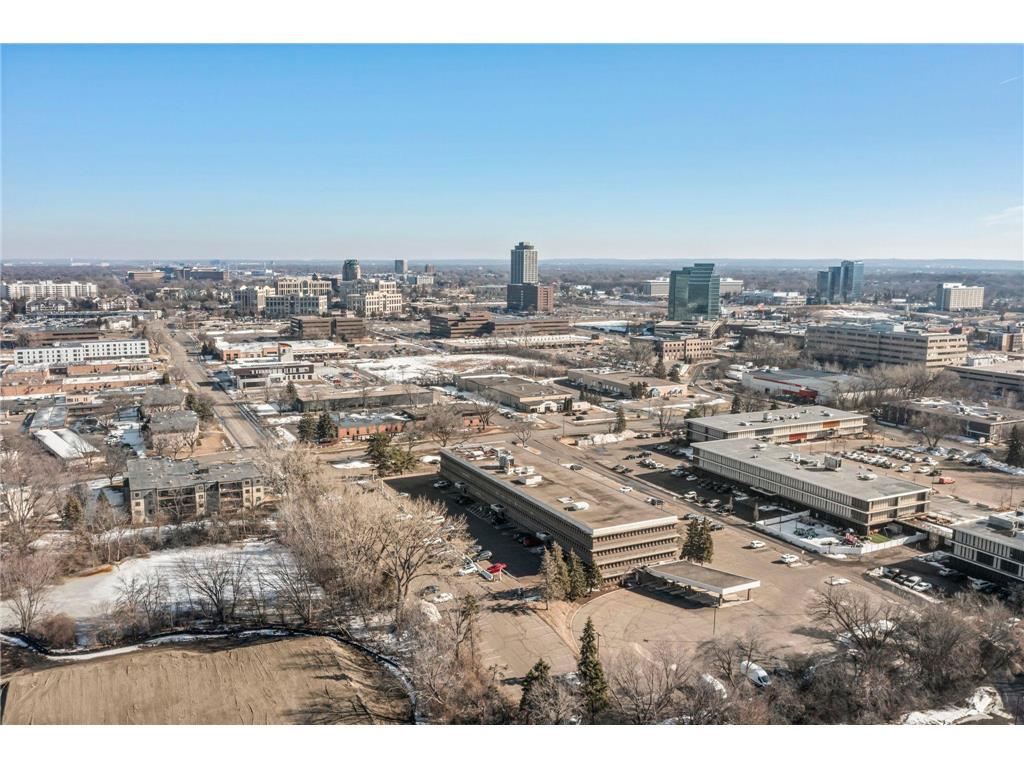 4120 Parklawn Avenue #120 Edina MN 55435 7011843 image70