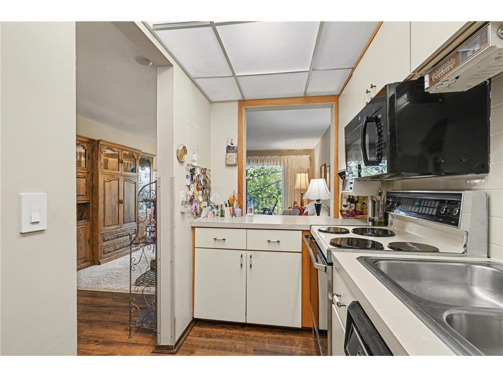 4120 Parklawn Avenue #222 Edina MN 55435 7060596 image16