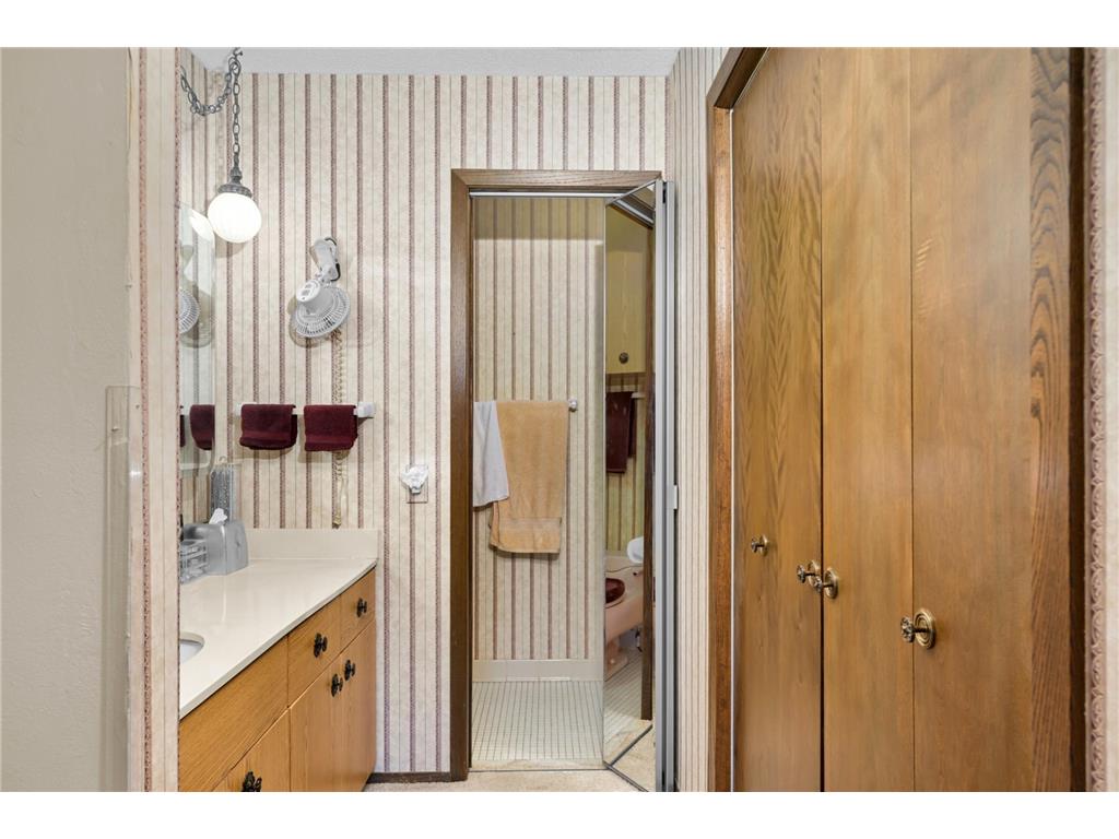 4120 Parklawn Avenue #222 Edina MN 55435 7060596 image19