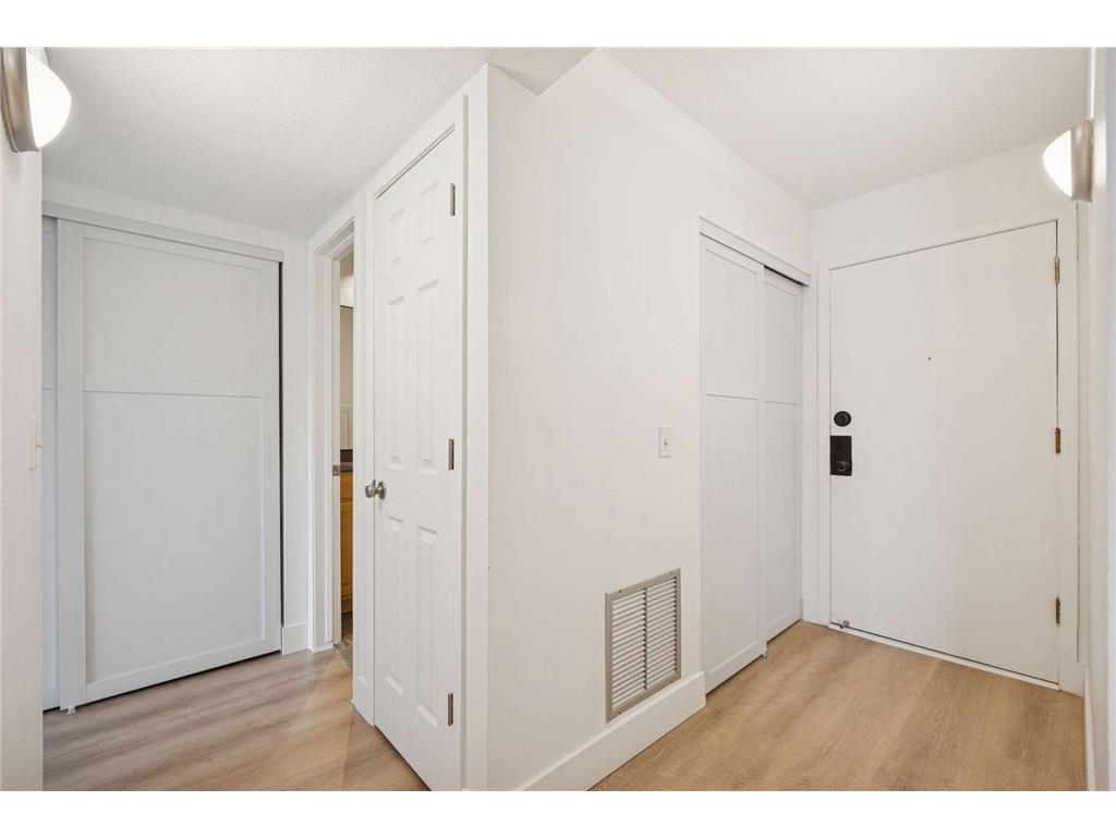 4120 Parklawn Avenue #228 Edina MN 55435 6824736 image18