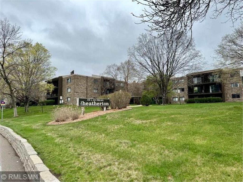 4120 Parklawn Avenue #233 Edina MN 55435 6552291 image1