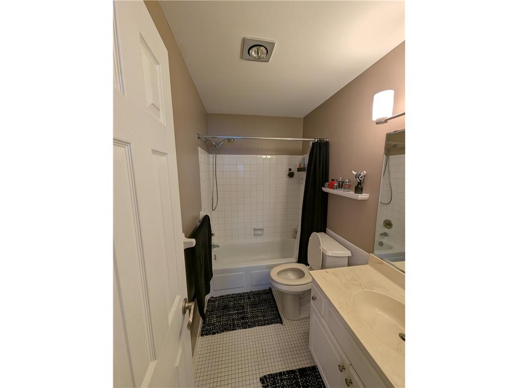 4120 Parklawn Avenue #319 Edina MN 55435 6744739 image6