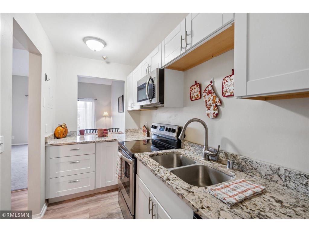 4120 Parklawn Avenue #330 Edina MN 55435 6622510 image1