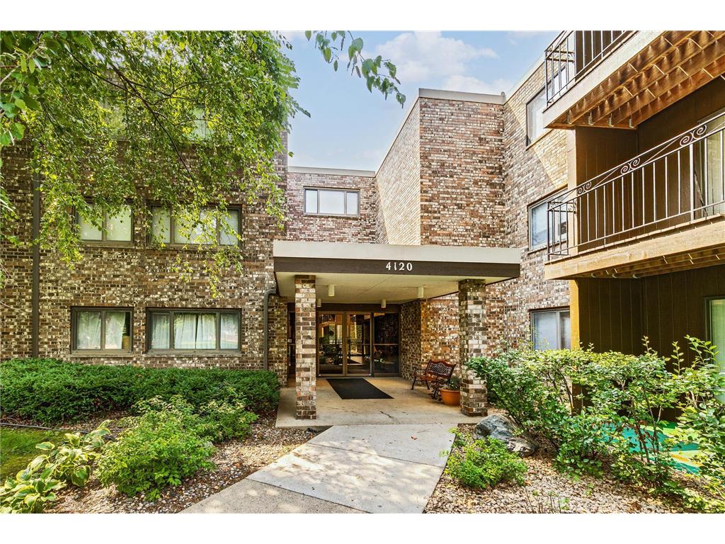 4120 Parklawn Avenue #331 Edina MN 55435 6771212 image1