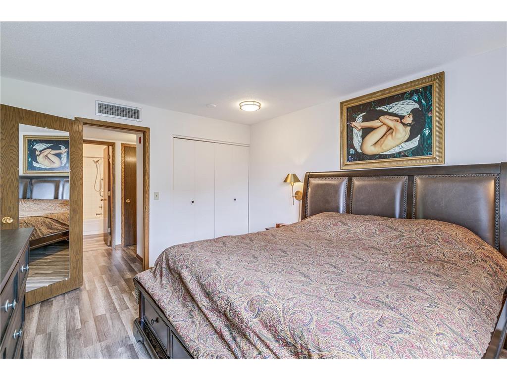 4120 Parklawn Avenue #331 Edina MN 55435 6771212 image14