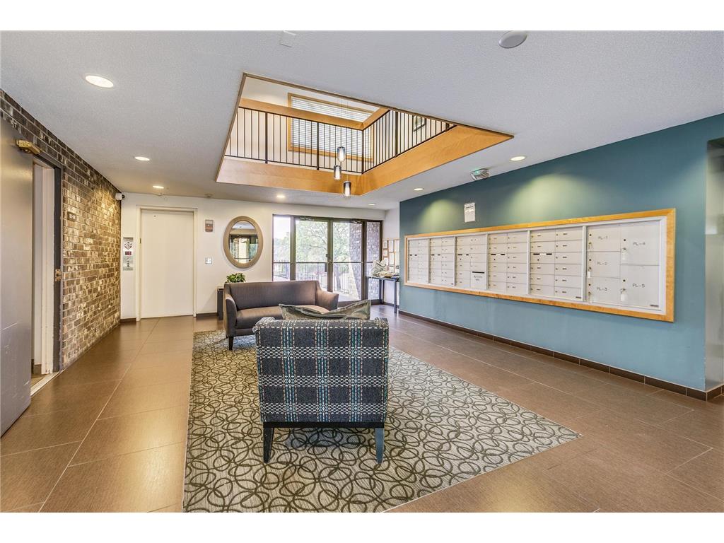 4120 Parklawn Avenue #331 Edina MN 55435 6771212 image16
