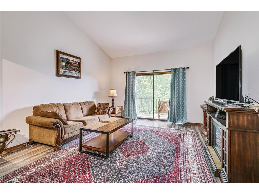 4120 Parklawn Avenue #331 Edina MN 55435 6771212 image2