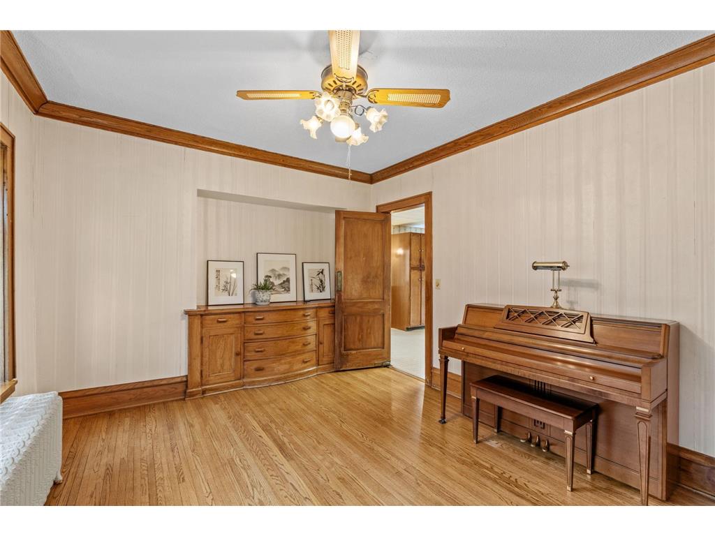 4123 Russell Avenue N Minneapolis MN 55412 7059738 image13