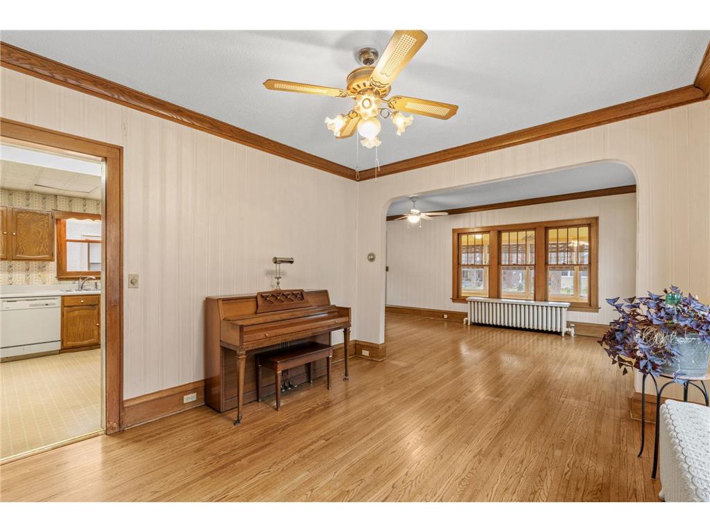 4123 Russell Avenue N Minneapolis MN 55412 7059738 image14