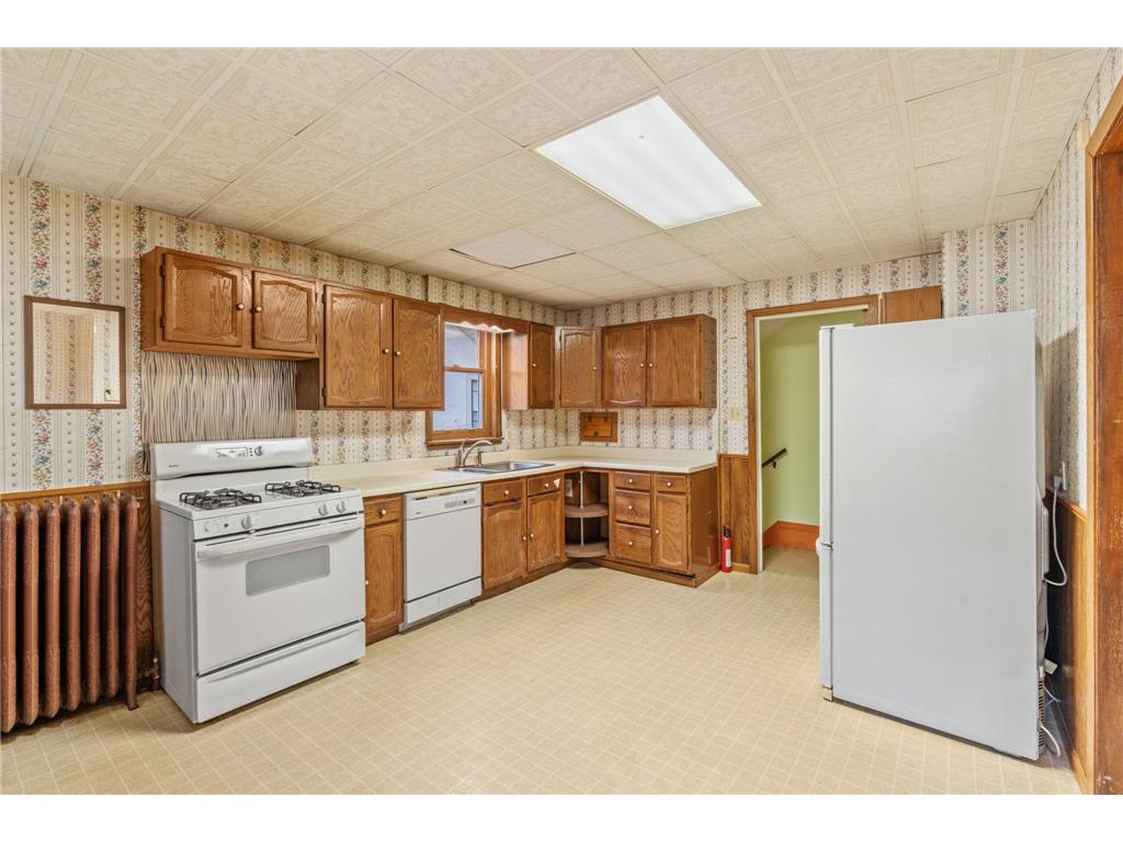 4123 Russell Avenue N Minneapolis MN 55412 7059738 image15