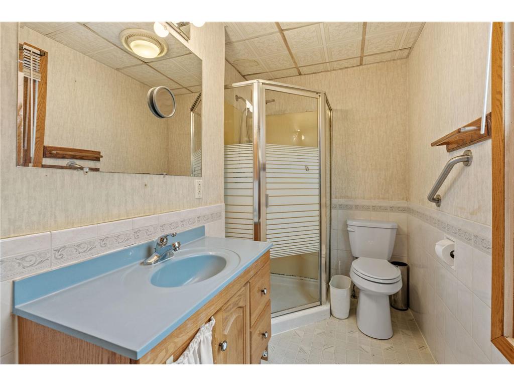 4123 Russell Avenue N Minneapolis MN 55412 7059738 image19
