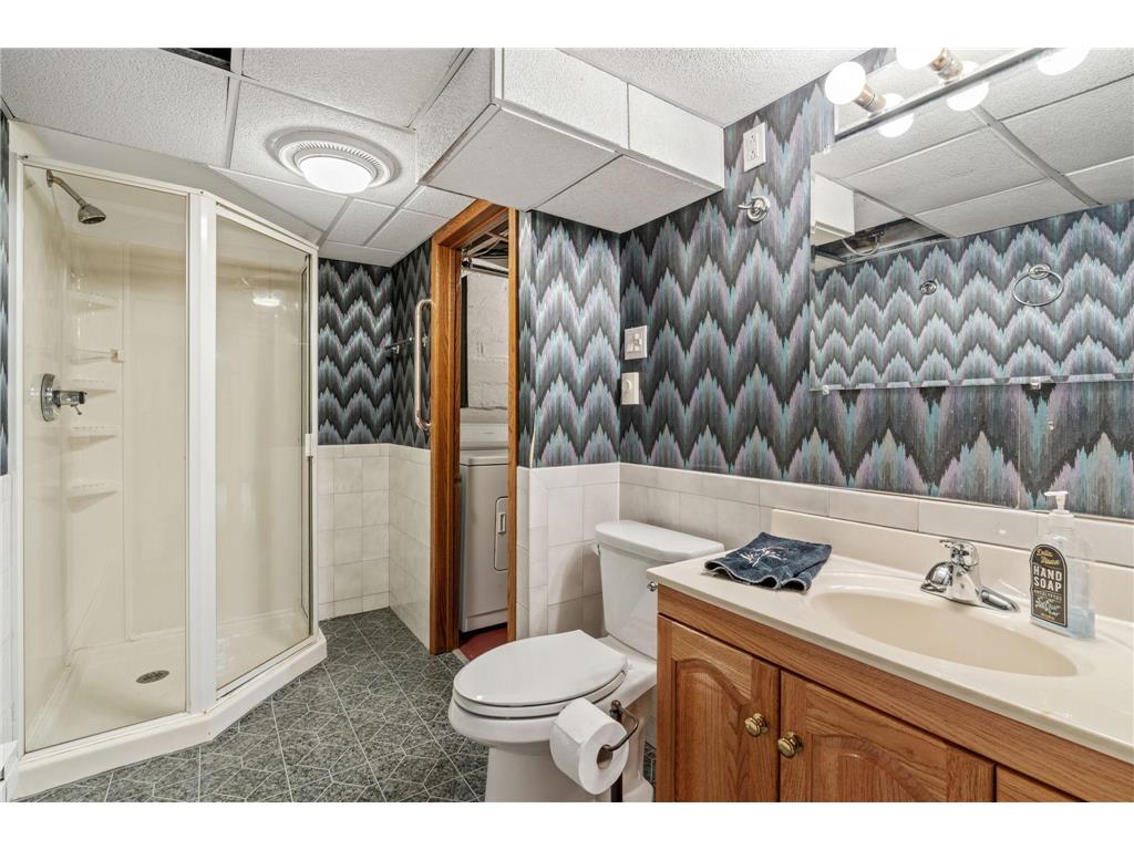 4123 Russell Avenue N Minneapolis MN 55412 7059738 image37