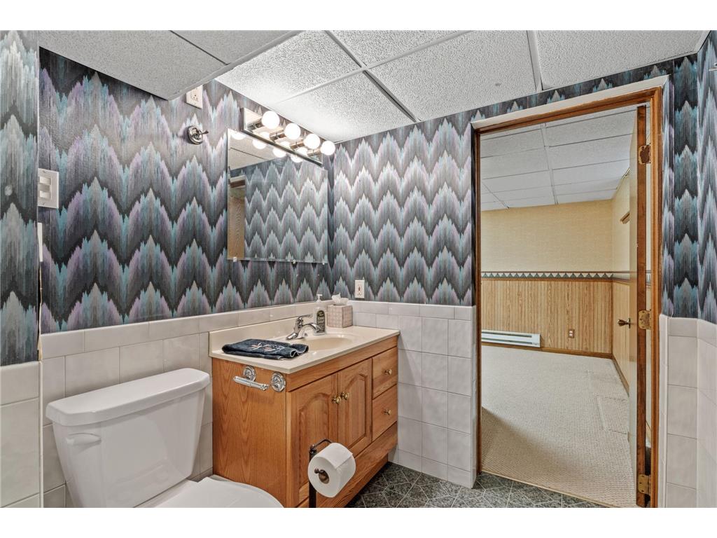 4123 Russell Avenue N Minneapolis MN 55412 7059738 image38