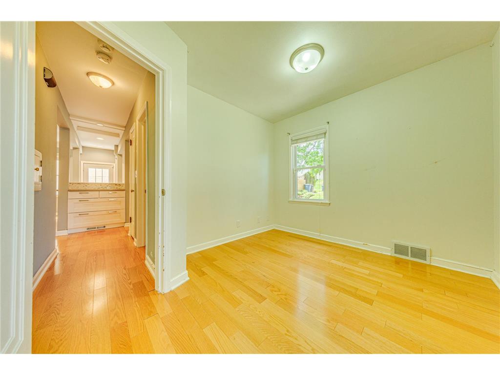 4124 19th Avenue S Minneapolis MN 55407 7075895 image12