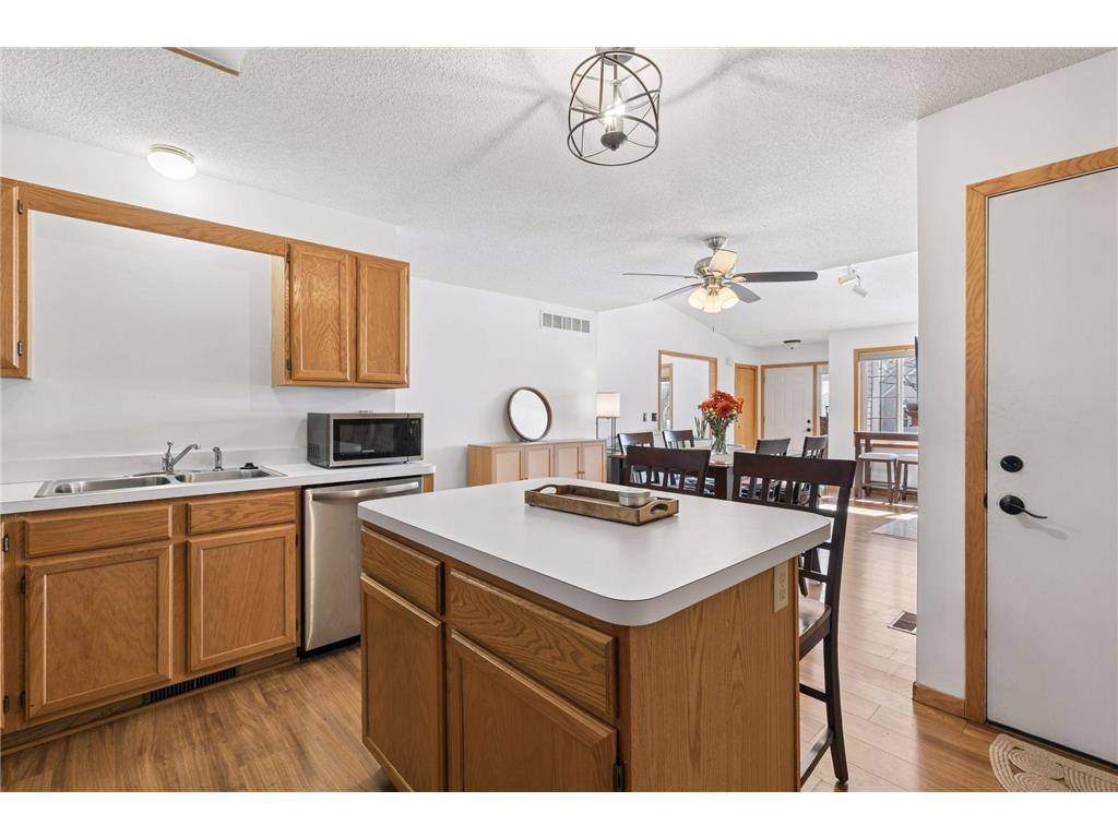 4125 Ruby Lane Eagan MN 55122 7041130 image21