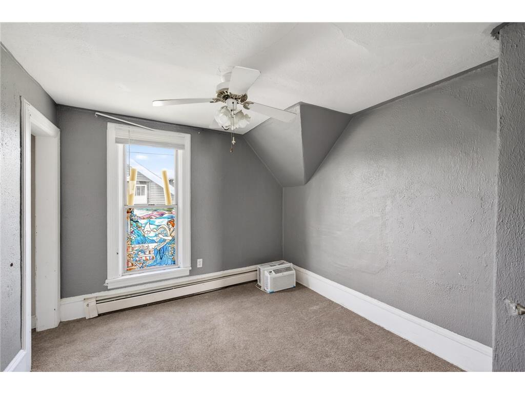 4126 Dupont Avenue N Minneapolis MN 55412 7004360 image10