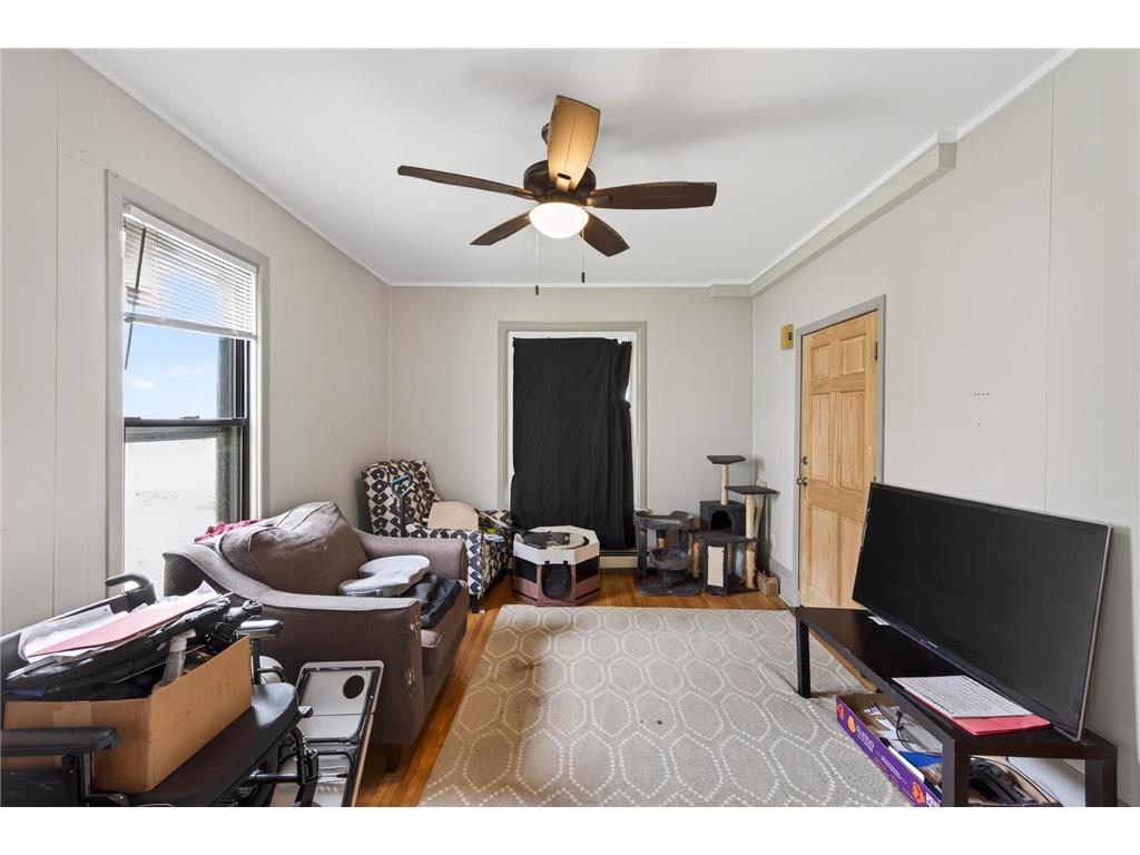 4126 Dupont Avenue N Minneapolis MN 55412 7004360 image16