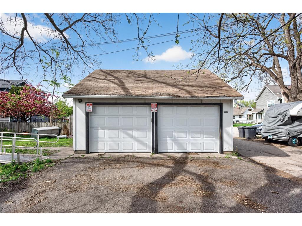 4126 Dupont Avenue N Minneapolis MN 55412 7004360 image29