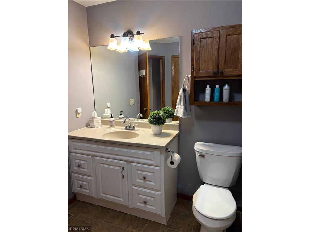 4126 Durham Court #136 Eagan MN 55122 7062358 image17