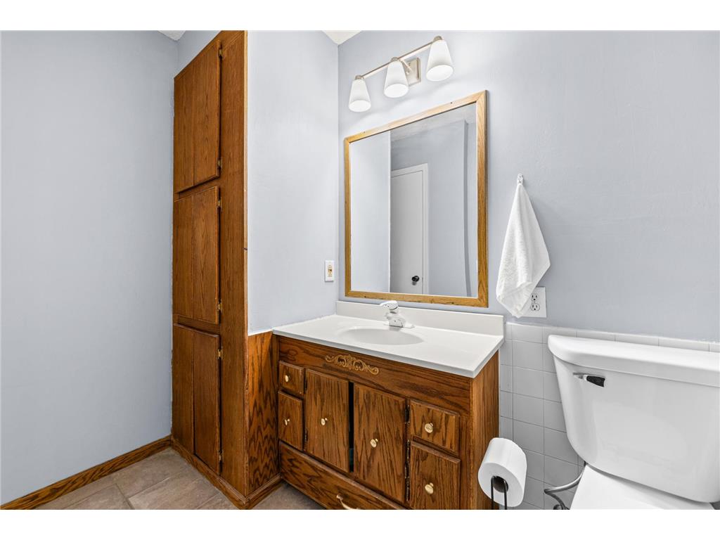 4126 Sylvia Lane S Shoreview MN 55126 7076180 image22