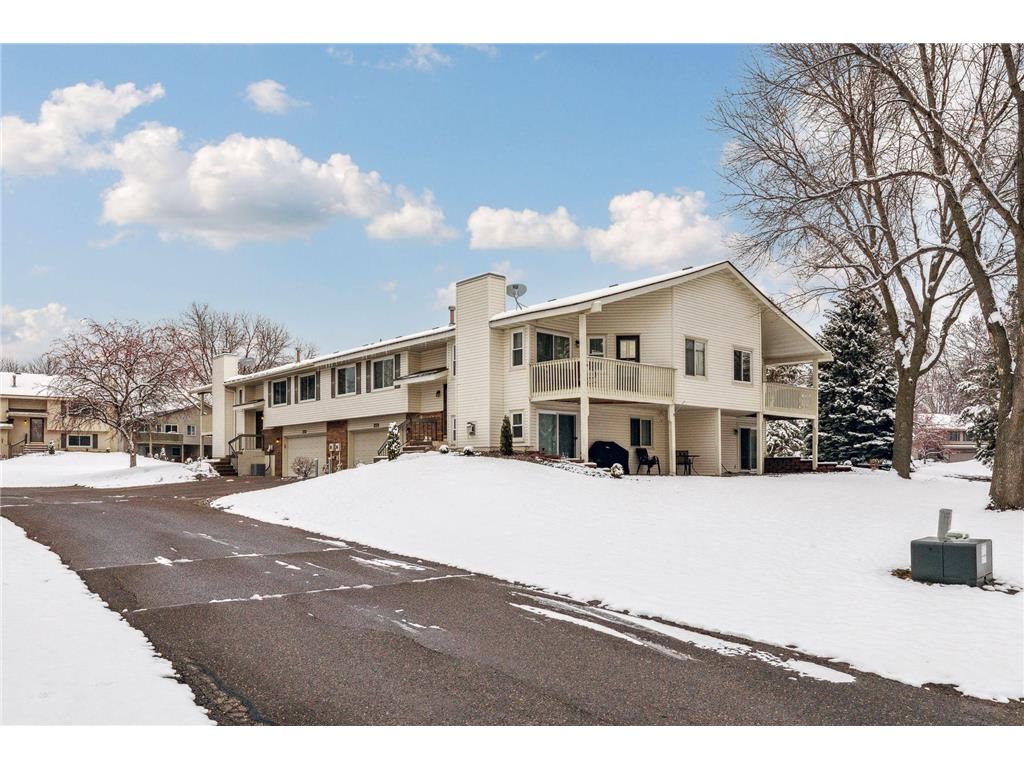 4127 Goldenrod Lane N, Plymouth, MN, 55441 MLS 6310019 Edina Realty